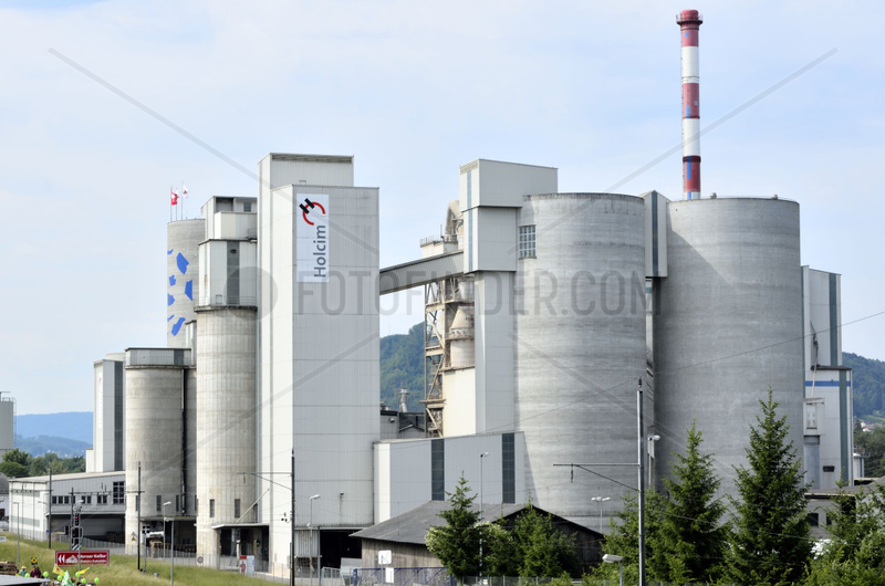 Holcim Zement-Werk in Siggenthal,  Schweiz.