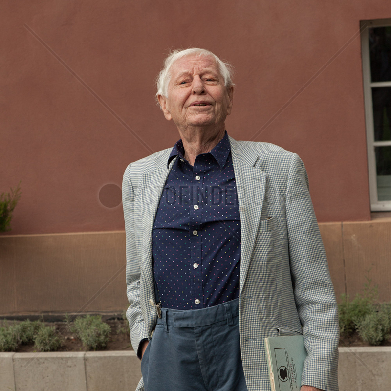 ENZENSBERGER,  Hans Magnus - Portrait of the writer