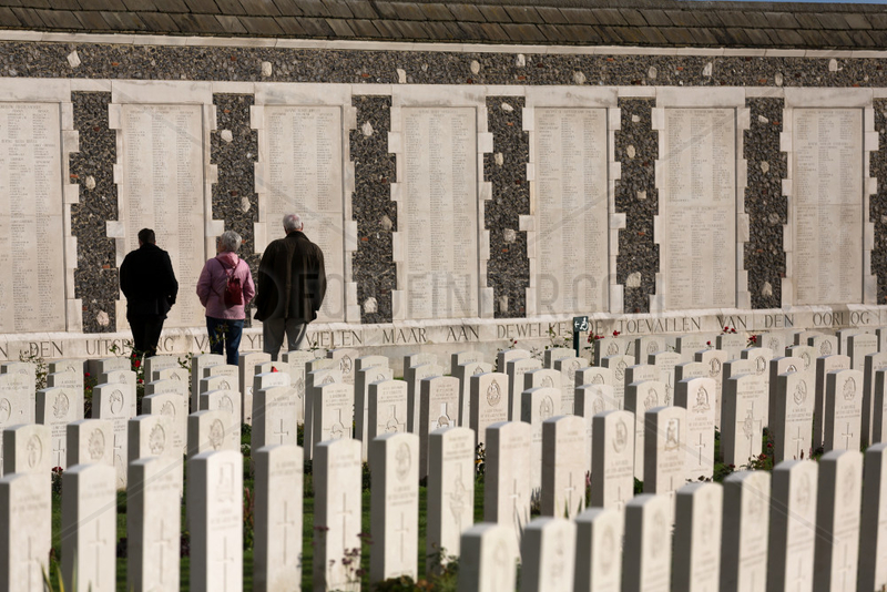Zonnebeke,  Belgien,  der britische Soldatenfriedhof Tyne Cot