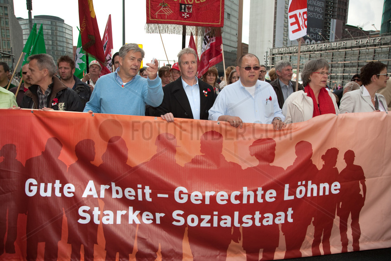 Berlin,  Deutschland,  1. Mai Demonstration des DGB mit Klaus Wowereit