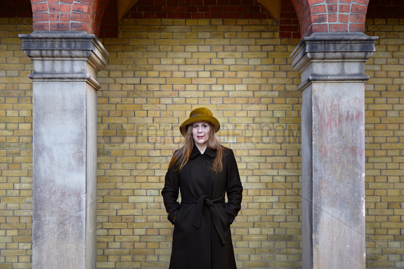 SCHWITTER,  Monique - Portrait of the writer