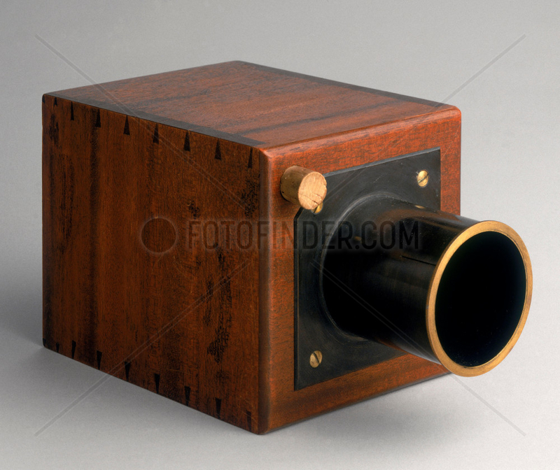 Giroux's original daguerreotype camera,  1839.