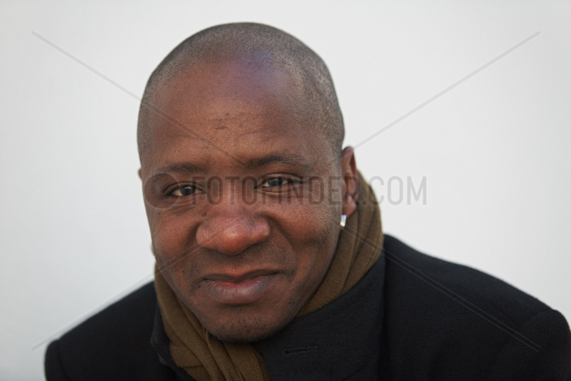 N SONDE,  Wilfried - Portrait of the writer