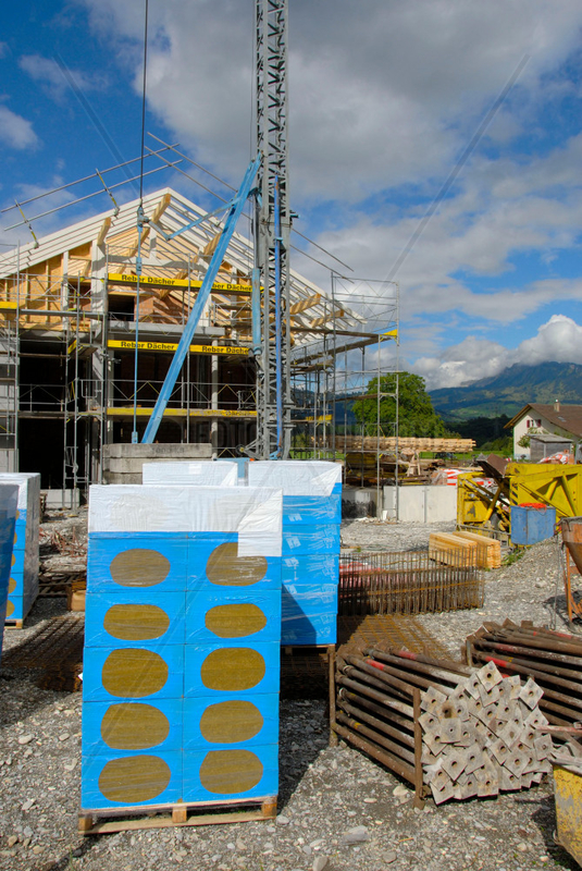 Hausbaustelle in der Schweiz.