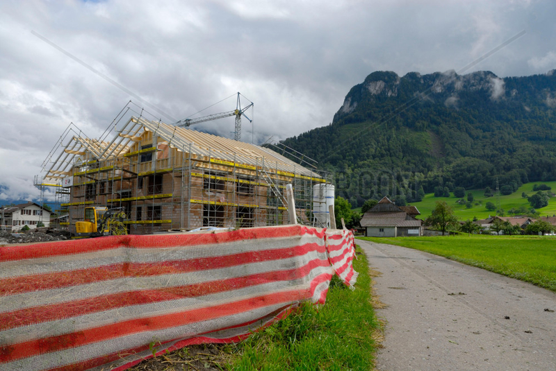 Hausbaustelle in der Schweiz.