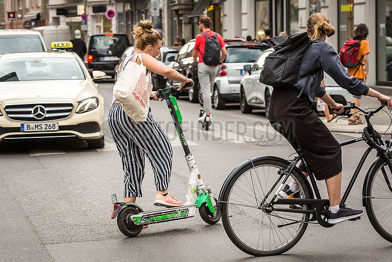 E-SCOOTER