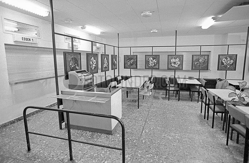 Kantine der Leipziger Stasizentrale,  Dezember 1989