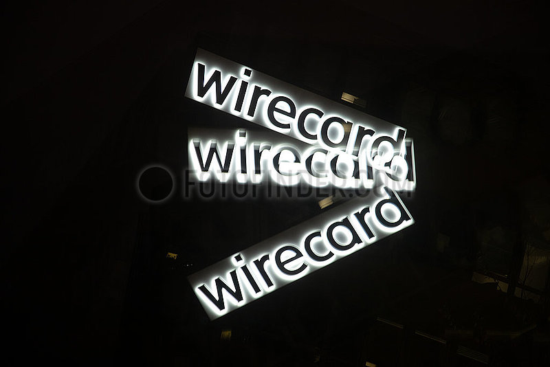 Wirecard Zentrale bei Nacht