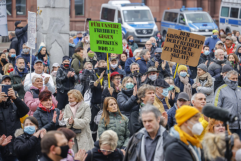 Anti-Corona Demonstration,  Dortmund,  Ruhrgebiet,  Nordrhein-Westfalen,  Deutschland