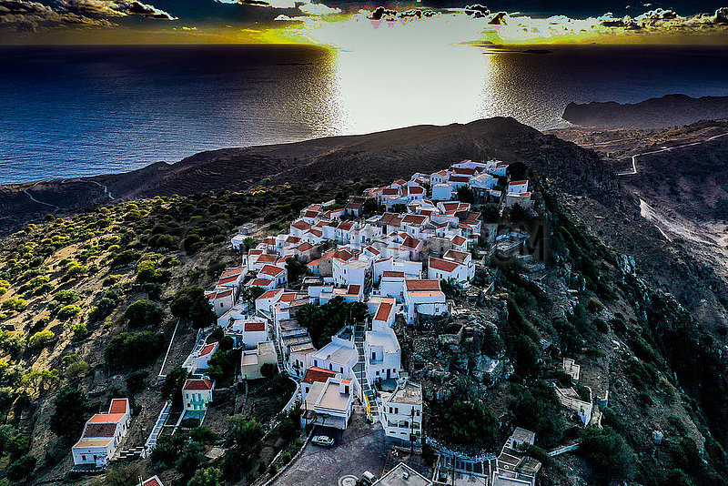 Drohnenaufnahme Vulkaninsel Nisyros,  Insel der Dodekanes