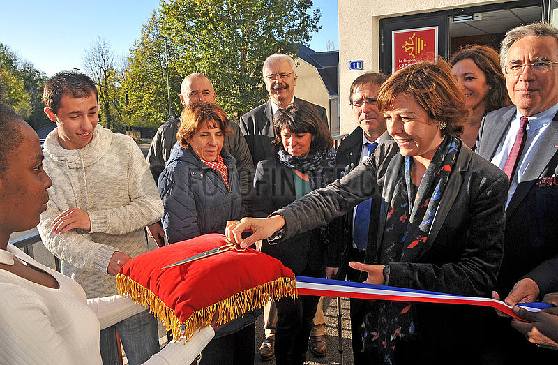 FRANCE. AVEYRON (12) RODEZ. CAROLE DELGA,  SOCIALIST PRESIDENT OF THE OCCITANY REGION,  INAUGURATION OF THE SECOND CHANCE SCHOOL. INSERTION SYSTEM TO SUPPORT YOUNG PEOPLE AGED 16 TO 30