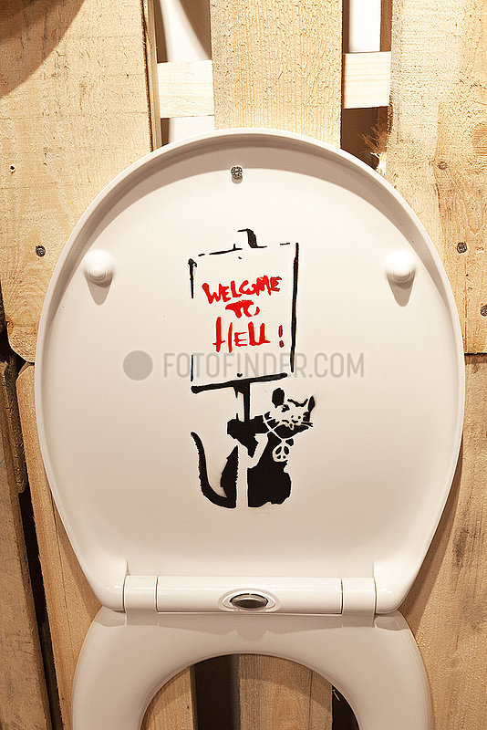 The Mystery of Banksy - An Unauthorized Exhibition - TOILET SEAT