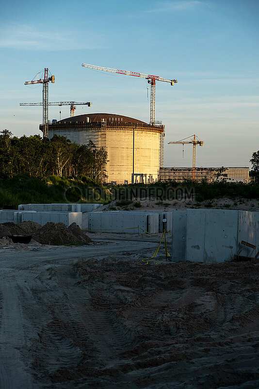 Polen,  Swinemuende - Ausbau des LNG-Terminal Praesident Lech Kaczynski beim Hafen der Stadt an der Ostsee,  Investor: OGP Gaz-System SA