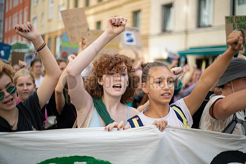 10.000 beim Globalen Klimastreik in München
