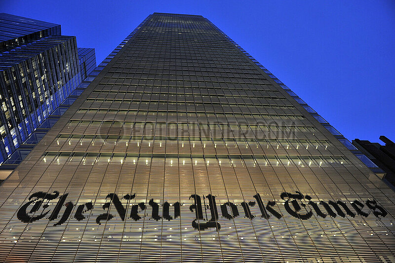 USA. NEW YORK. THE NEW YORK TIMES BUILDING IN MANHATTAN