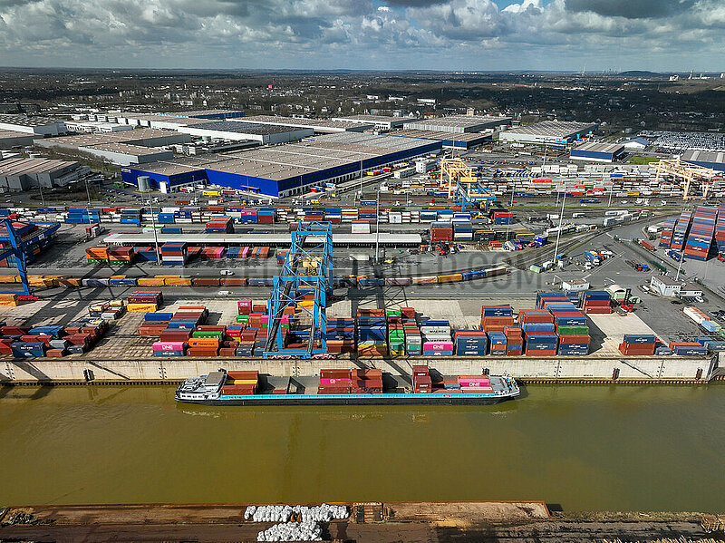 Duisburger Hafen,  duisport logport,  Ruhrgebiet,  Nordrhein-Westfalen,  Deutschland,  Europa