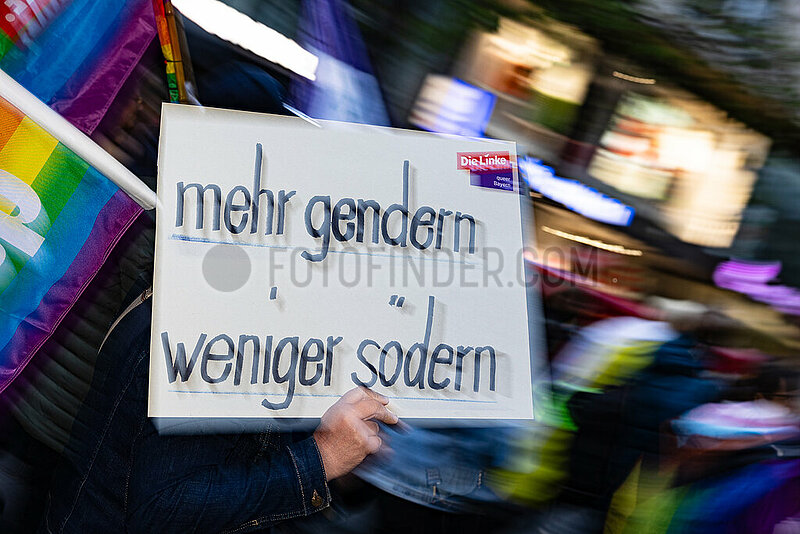 Demo gegen Queerenfeindlichkeit verkommt zu Hass gegen Journalisten