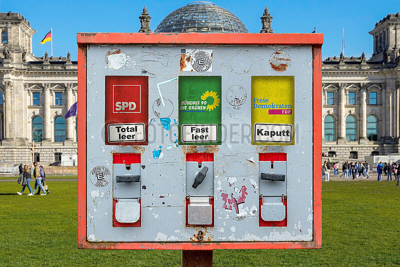 Kaugummiautomat mit den Logos der Ampel-Parteien