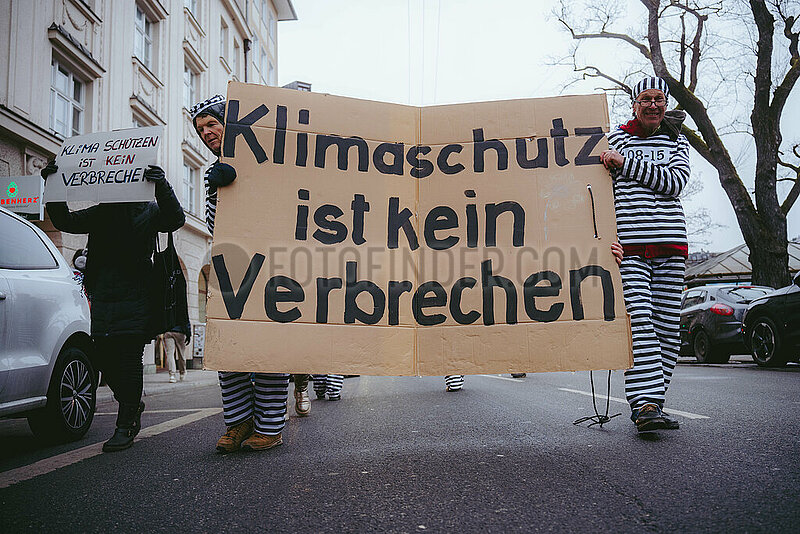 Straßenblockade der Letzten Generation am Viktualienmarkt