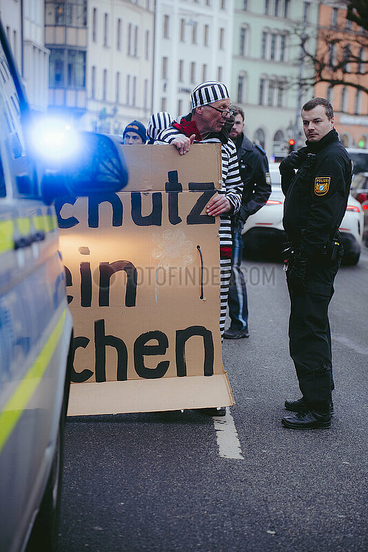 Straßenblockade der Letzten Generation am Viktualienmarkt
