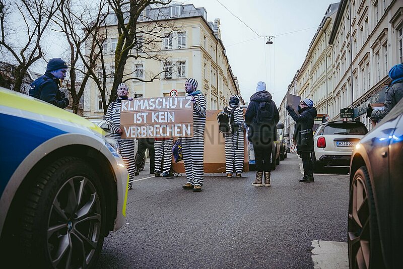 Straßenblockade der Letzten Generation am Viktualienmarkt