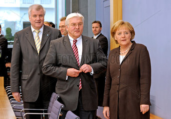 Seehofer + Steinmeier + Merkel