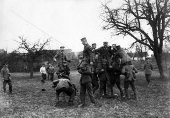 Soldaten Spielen Reiterkampf