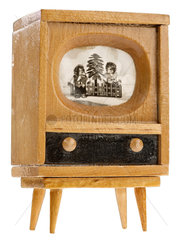 Fernseher fuer die Puppenstube  1956