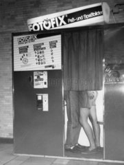 Flirt im Fotoautomaten