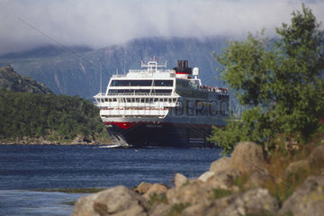 Norwegen: Hurtigrute auf dem Raftsund