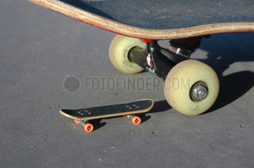 kleines und grosses Skateboard