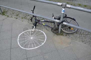 Fahrrad mit gemaltem Rad