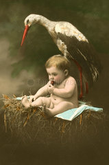 Klapperstorch mit Baby  1924
