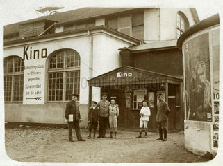 Kino  1915