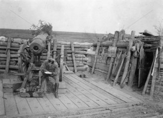 Mann mit Kanone  Erster Weltkrieg