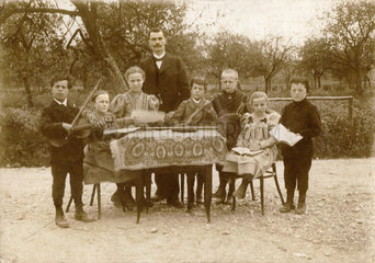 Musikschueler  Volksschule  1895