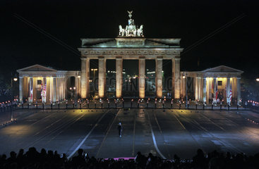 Grosser Zapfenstreich der Bundeswehr am Brandenburger Tor