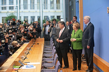 Gabriel + Merkel + Seehofer