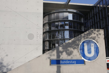 U-Bahnhof Bundestag.