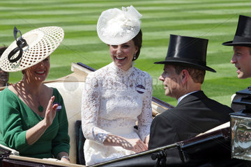 Royal Ascot  Royal Procession. Sophie  Countess of Wessex  Prince Edward  Catherine  Duchess of Cambridge and Prince William arriving at the racecourse