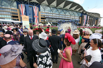 Royal Ascot  Fashion on Ladies Day  well dressed women with hats at the racecourse