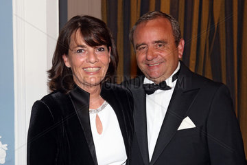 Hamburg  Trainer Andreas Woehler und Ehefrau Susanne im Portrait