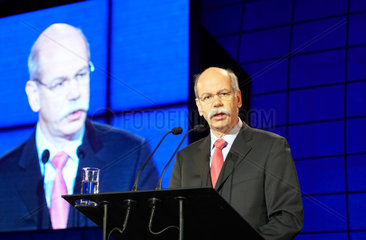 Berlin - Dr. Dieter Zetsche zur Hauptversammlung der DaimlerChrysler AG