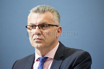 Berlin  Deutschland - Werner Gatzer. Staatssekretaer im Bundesfinanzministerium.