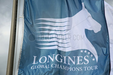 Berlin  Fahne der Longines Global Champions Tour