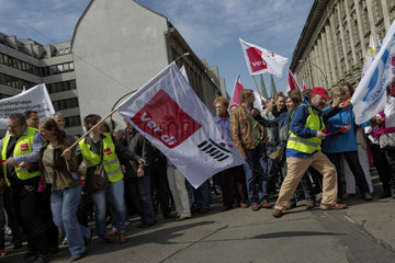 Berliner Beamte fordern Besoldungszuschlag