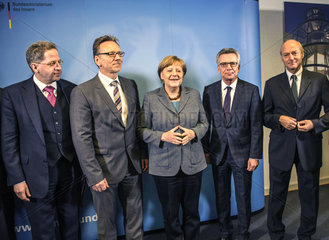 Maassen + Muench + Merkel + de Maiziere + Schindler