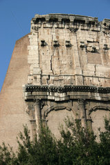 Colosseum Riss