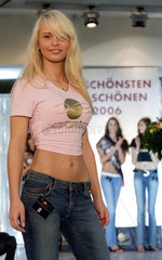 Miss Berlin 2006  Jeanette Bremer  des Veranstalters Model of the World