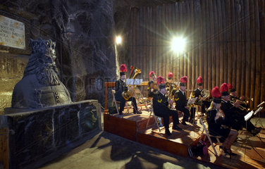 Blasorchester des Salzbergwerks Wieliczka  Suedpolen